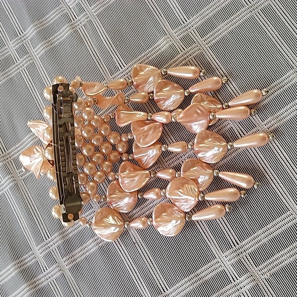 Peachy Pink Beaded Hair Barrette - Picture 4 of 5